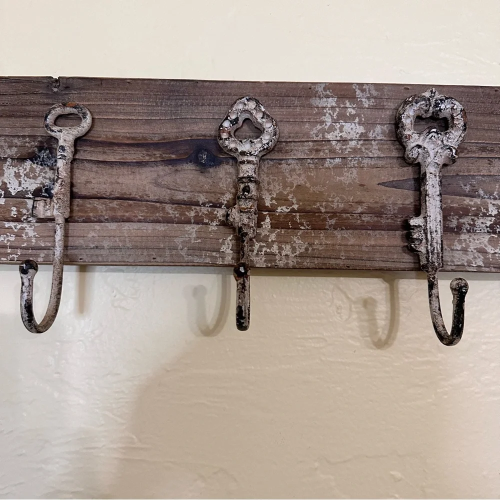 Wooden Old Key 🗝️ Key, Coat Holder - Picture 4 of 5